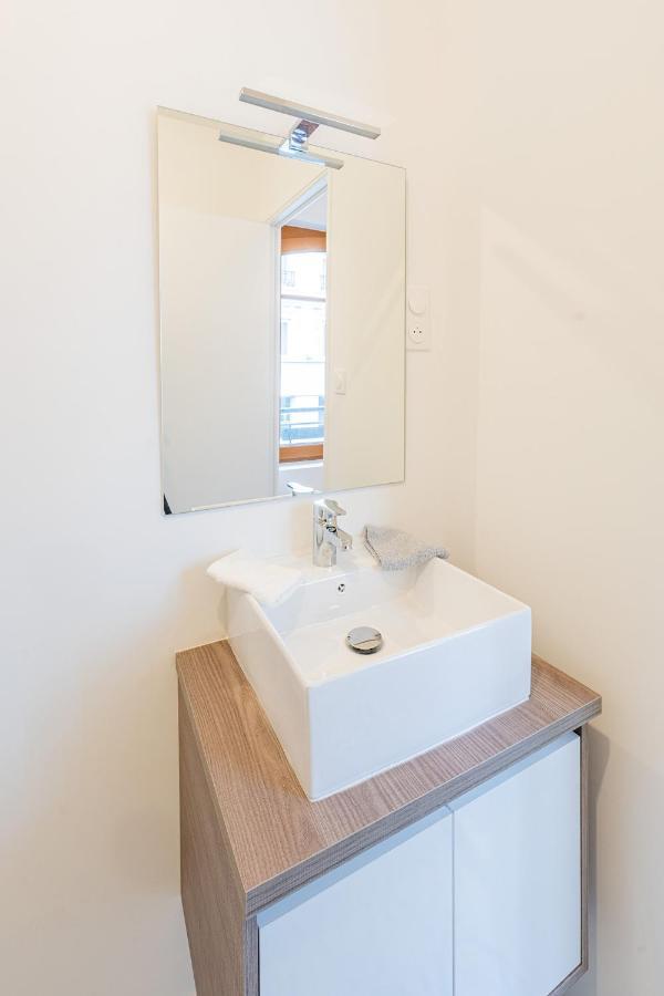 L'Elegant - Appart'Hotel Le Gatsby Saint-Quentin  Exteriör bild