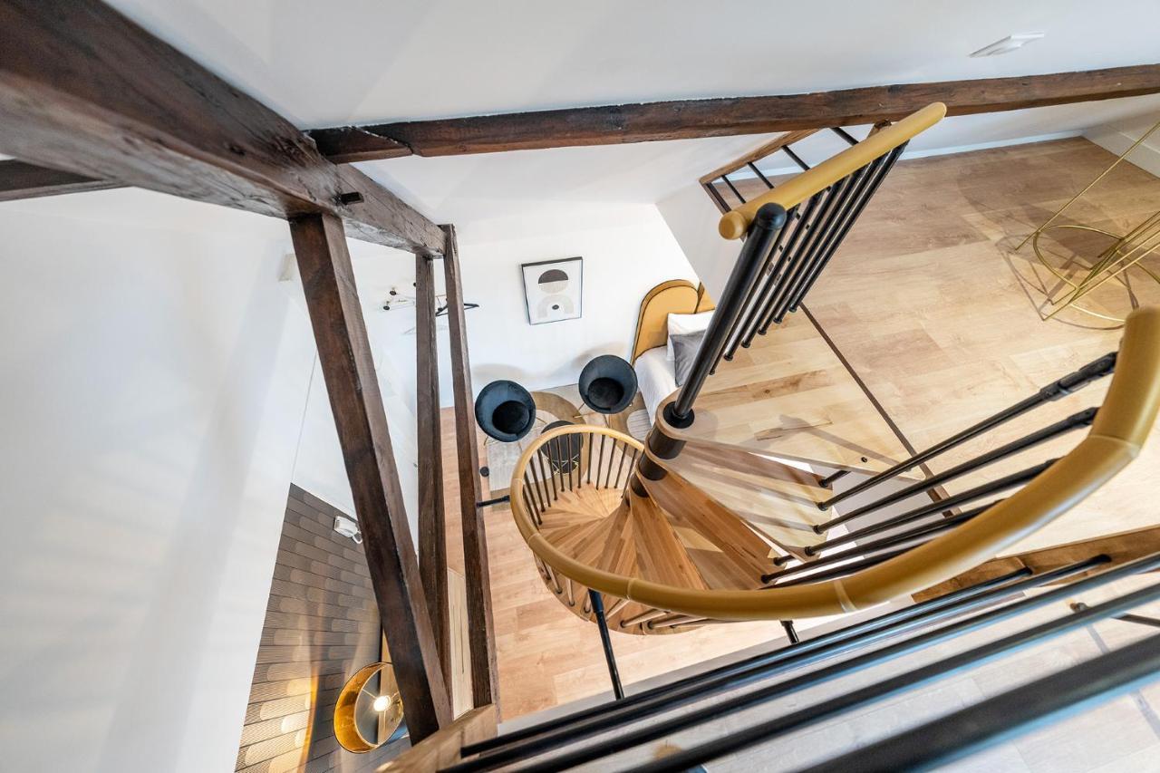 L'Elegant - Appart'Hotel Le Gatsby Saint-Quentin  Exteriör bild